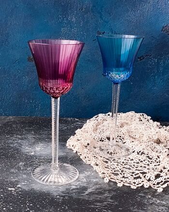 Paire de verres à vin en cristal de saint louis coloré 4