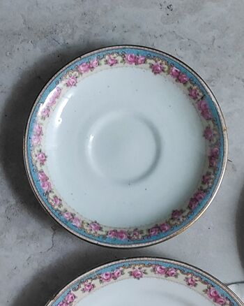 paire de tasses à thé en porcelaine anglaise aux roses 4