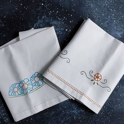pair of linen towels embroidery colorful flowers