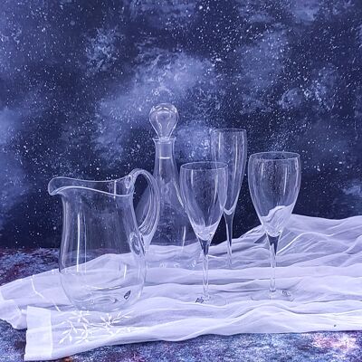 crystal service for 6 people with jug and bottle