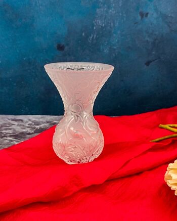 Pot amphore en cristal Lalique 3