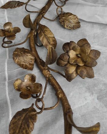 Applique en bronze à fleurs moulées 5