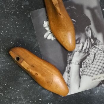 Formez des chaussures en bois pour femmes 2
