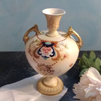 Vase ancre avec fleurs peintes 2