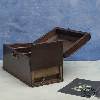 Boîte en bois avec compartiments 4
