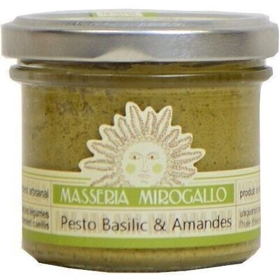 Basilikum-Mandel-Pesto