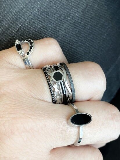 R813 Ladrillos Básicos Pequeños Acero Negro