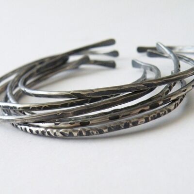 1 Open Bangle  Stacking Cuff, Silver Hand Hammered Textured Bangle, Available Thickness 2mm/2,5mm/3mm. The listing is for 1 cuff