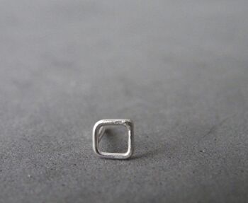 Boucles d'oreilles carrées géométriques Sterling Tiny Squares Boucles d'oreilles minimalistes Bijoux modernes 2