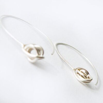 Pendientes de aro minimalistas de plata esterlina Pendientes versátiles de bucles de plata Pendientes románticos modernos de SteamyLab