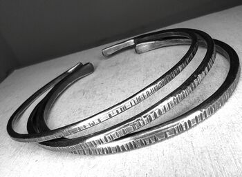 VENDU INDIVIDUELLEMENT Manchette empilable en argent unisexe, bracelet ouvert texturé à la main, bijoux faits à la main pour hommes et femmes. Épaisseur disponible 2mm/2,5mm/3mm. 3