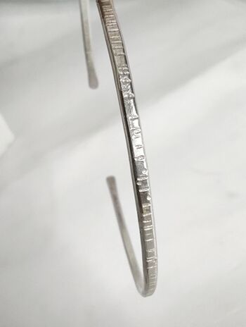 VENDU INDIVIDUELLEMENT Manchette empilable en argent unisexe, bracelet ouvert texturé à la main, bijoux faits à la main pour hommes et femmes. Épaisseur disponible 2mm/2,5mm/3mm. 4