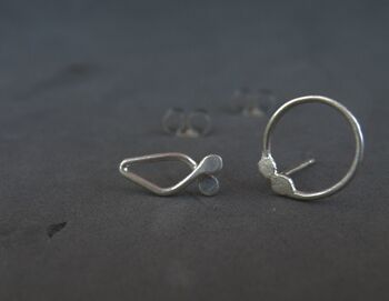 Collection Hugs and Kisses, boucles d'oreilles à tige en argent XO faites à la main, boucles d'oreilles Teen Mom dépareillées, cadeaux pour les proches par SteamyLab 1