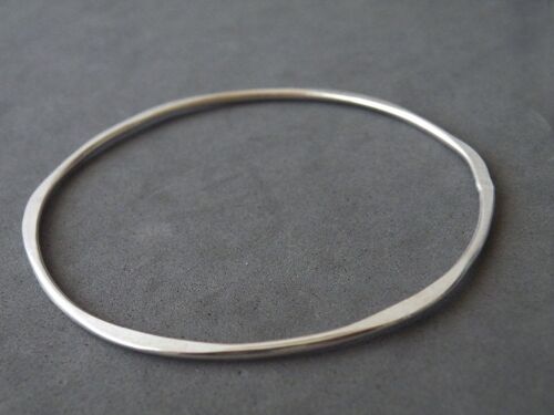 Sterling Silver Stacking Bangle Minimalist Hammered Bracelet Available Thickness 2mm/2,5mm/3mm