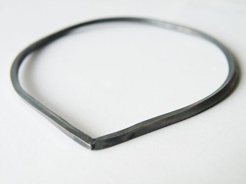 Teardrop Bangle Stacking Bangle Sterling Silver Oxidized Silver Contemporary Modern Geometric Jewelry by SteamyLab