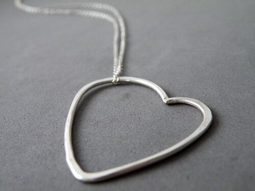 Sweet Romantic Heart Necklace Sterling Silver Minimalist Necklace Outlined Pendant by SteamyLab
