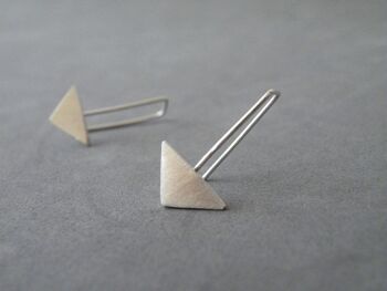 Boucles d'oreilles triangle géométriques en argent sterling, boucles d'oreilles minimalistes modernes pour femmes 3