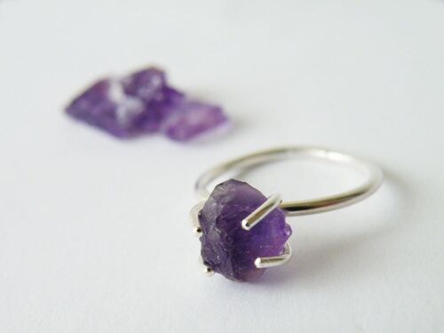 Raw Amethyst Solitaire Ring, February Birthstone Jewelry for Women, Jewellery Gift Ideas for Her