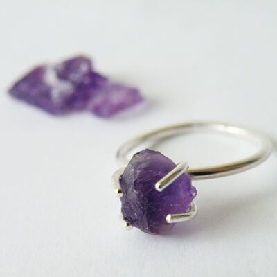 Raw Amethyst Solitaire Ring, February Birthstone Jewelry for Women, Jewellery Gift Ideas for Her