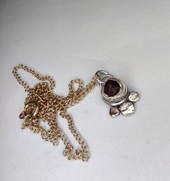 Collier en métal Boho Mix, collier OOAK Raw Garnet, bijoux de pierre de naissance de février, cadeau pour elle, argent, 9ctGold et Gold Filled 5