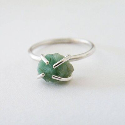 Raw Green Emerald Ring, May Birthstone Ring, Women Stone Rings