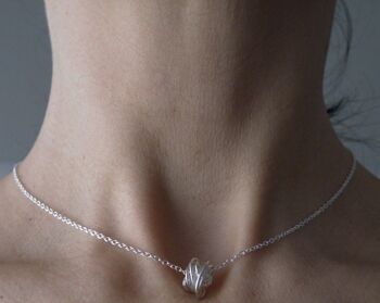 Collier noeud en argent Collier pendentif en argent sterling Collier minimaliste par SteamyLab 2