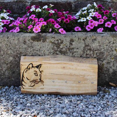 Schlüsselbrett aus Holz mit Hufnägel - Katze