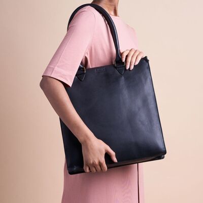 Leather Bag - Mila - Long Handle - Black Classic Leather