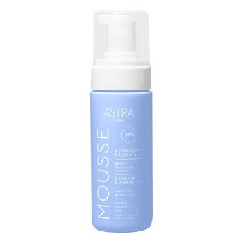 Mousse nettoyante et délicate pour le visage 1