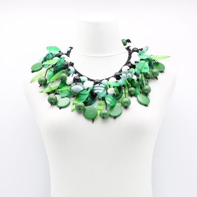 Vintage-inspirierte Holzperlen und Plastikblatt-Halskette mit gemischten Früchten - kurz - grün