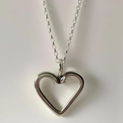 Heart Pendant E