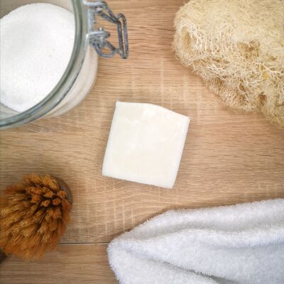 Jabón doméstico con aceite de coco