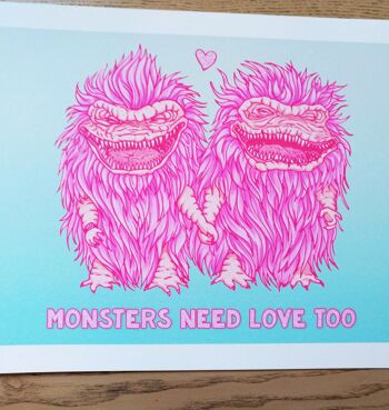 Monsters Need Love Too, hommage aux films des années 80 The Critters , pour les fans d'horreur et les amateurs de monstres étranges , art mural pour galentines cool et décalées A3 1