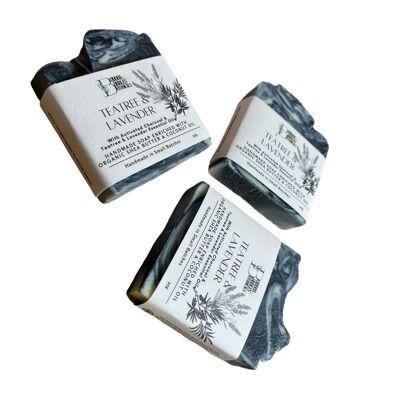 Saponetta con oli essenziali antimicrobici di lavanda e tea tree con carbone attivo esfoliante 95 g