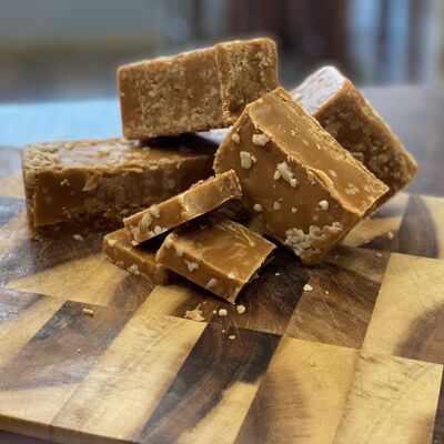 Peanut Crunch Fudge - Half bar box 150g e