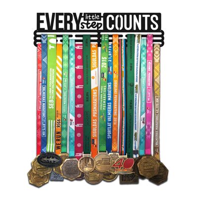 Porte-médaille EVERY LITTLE STEP COUNTS - Noir mat - Grand