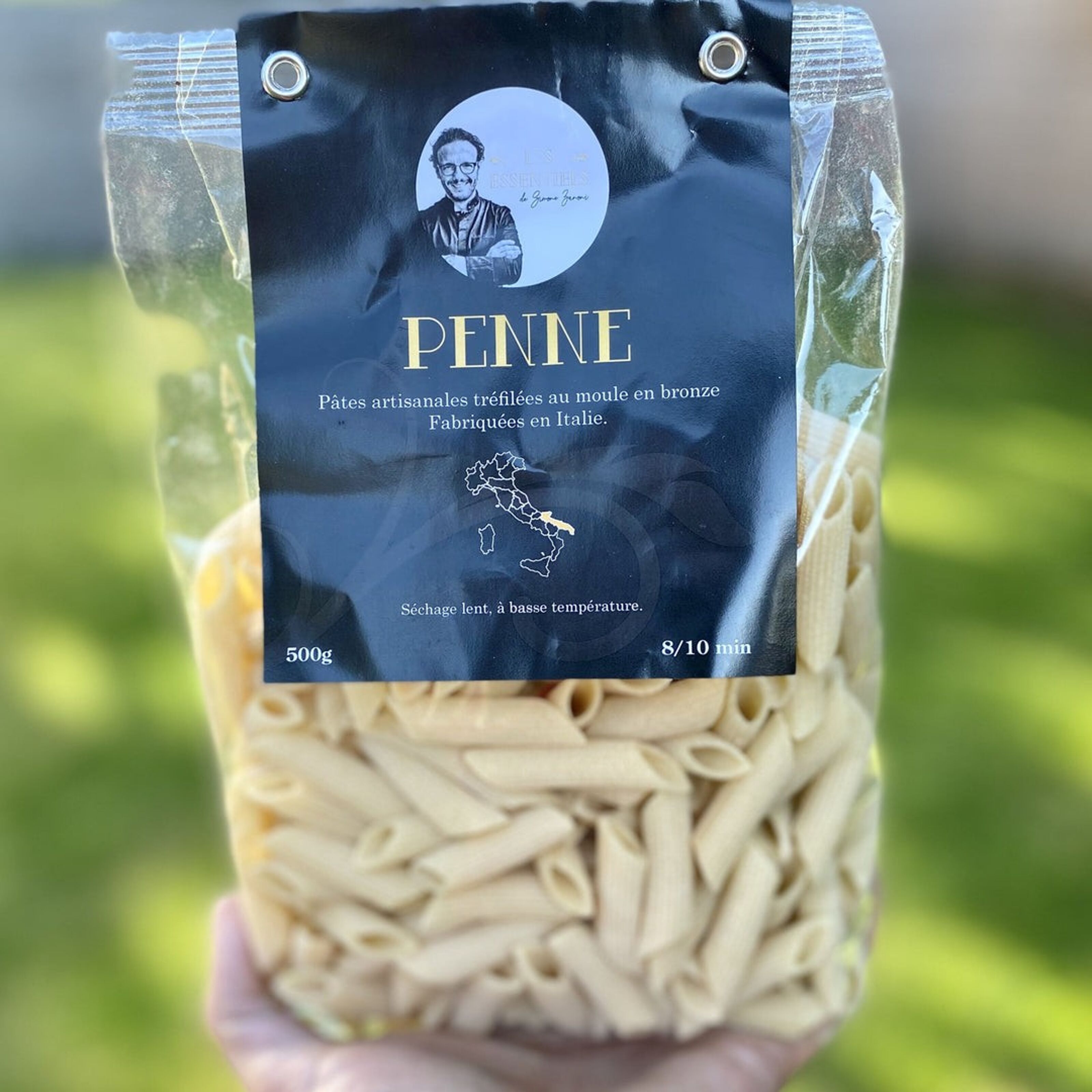 Buy wholesale ARTISANAL PASTA - The Essentials by Simone Zanoni -  MACCHERONI