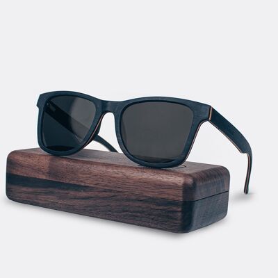 The Walnut Wayfarer