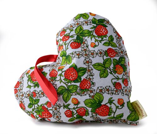 STRAWBERRY SCENTED BAG - HEART FORMAT