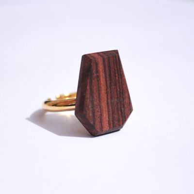 Violet wood ring