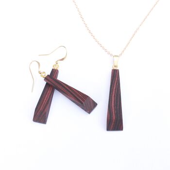 Collier en bois de violette 4