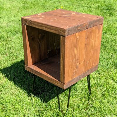 Hairpin leg side table - Natural Pine