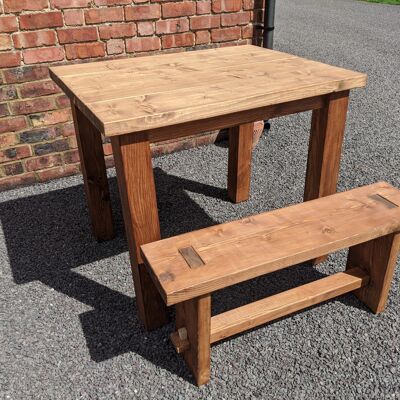 Chunky dining table and bench set - Natural