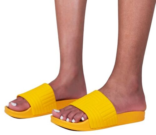 EMBOSSED DETAIL RUBBER SLIDERS - YELLOW