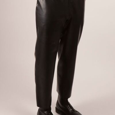Flat Front Pants - tapered leg chinos style - S - very dark black