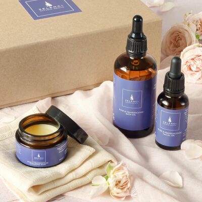 Rose and Frankincense Deluxe Gift set.
