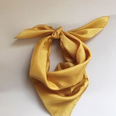 Silk scarf "Bee"
