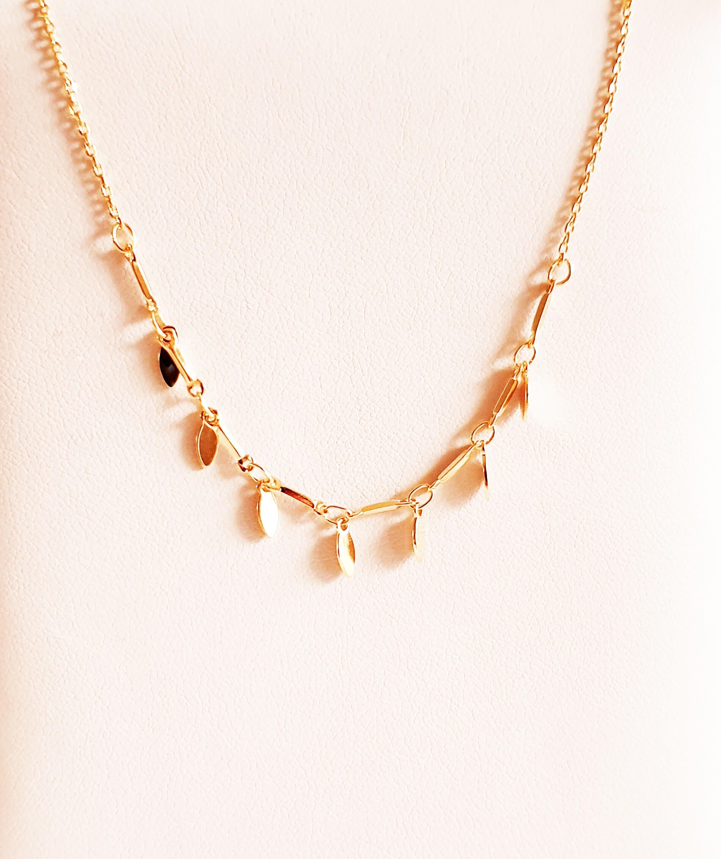 Collana placcata oro con nappe ovali