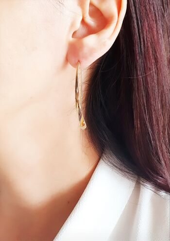 Boucles d’oreilles pendantes en plaqué or à crochets longs 3