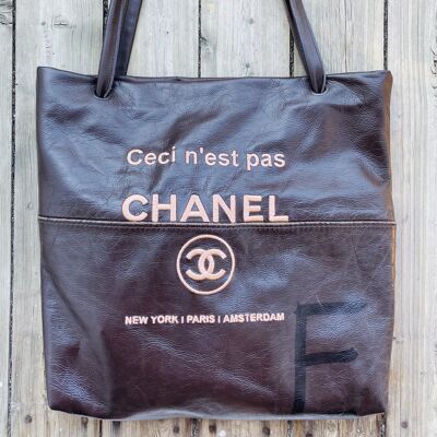 Ceci n'est pas "The One recycled from a sofa"